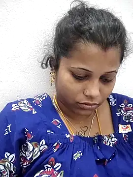 sweetqueen143 online show from 03-15-26, 05:57