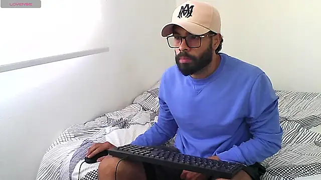 htrebor87 online show from 03-27-26, 07:02