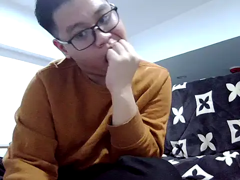 loveninja online show from 12-17-25, 12:22