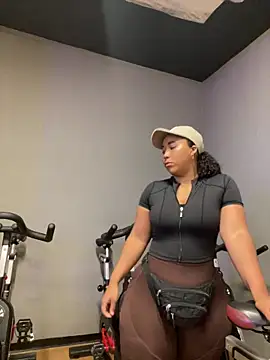 becca wilsson online show from 05-13-26, 05:32