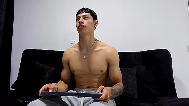 jey cox23 online show from 12-19-25, 11:06