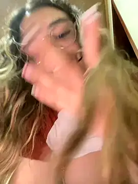 Aphrill online show from 09-22-25, 12:23