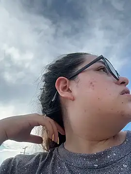 Aphrill online show from 04-04-26, 09:12