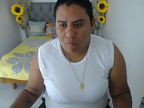 hotlesby valery online show from 03-04-26, 12:00