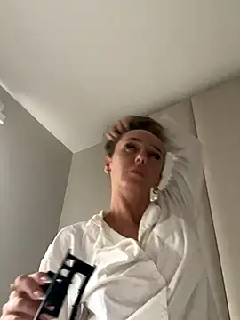 Scotishminx25 online show from 10-21-25, 10:49