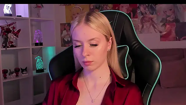 MiaGraces online show from 11-15-25, 05:38