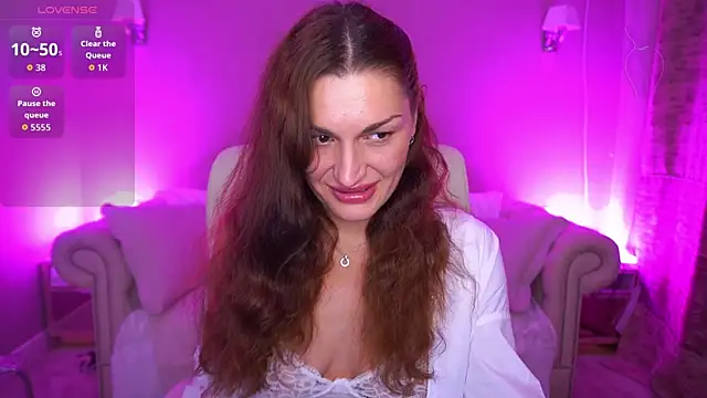 EllaGoldenn online show from 10-07-25, 09:12