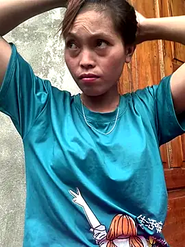 Snapshot of Halyy_xx chatting on 09-30-25, 07:02 Halyy xx online show from 09-30-25, 07:02