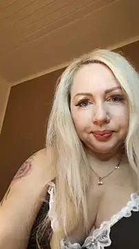 MarinaMargo online show from 11-21-25, 08:51