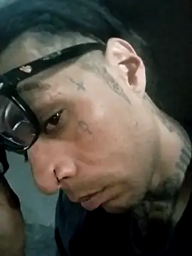 Snapshot of ese_Valentin_rico chatting on 11-06-25, 11:48 ese Valentin rico online show from 11-06-25, 11:48