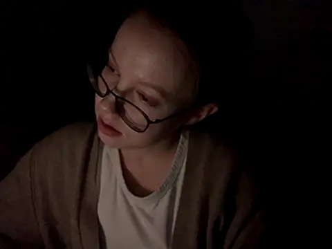 Stacyqq online show from 10-28-25, 10:08