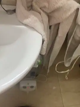 Snapshot of tusmuertos420 chatting on 09-20-25, 09:32 tusmuertos420 online show from 09-20-25, 09:32