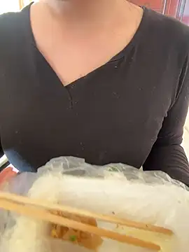 AZ37866 online show from 12-16-25, 03:44