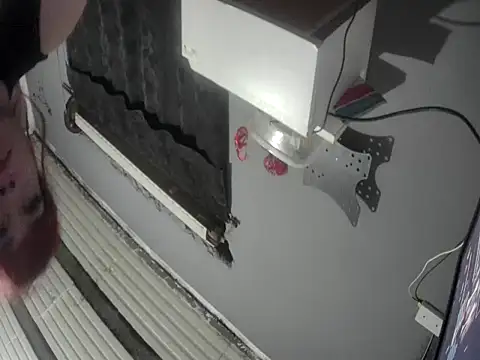 Snapshot of Miguel19971 chatting on 10-16-25, 05:41 Miguel19971 online show from 10-16-25, 05:41