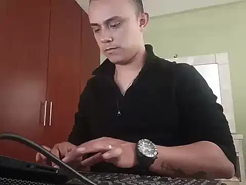 asmodeo001 online show from 10-02-25, 06:48