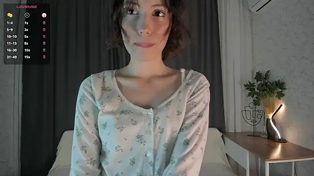 DelilahConsalvo online show from 09-21-25, 06:20