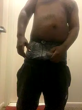 Snapshot of girlwatt chatting on 10-08-25, 11:57 girlwatt online show from 10-08-25, 11:57