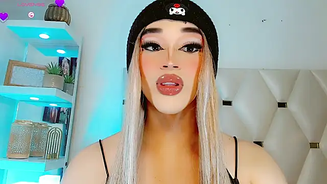  IsabellaRousse online show from 02-06-26, 08:23