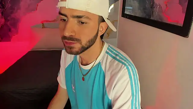 Snapshot of bastian12__ chatting on 10-07-25, 03:25 bastian12 online show from 10-07-25, 03:25