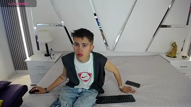 oblivionlove online show from 02-05-26, 12:43