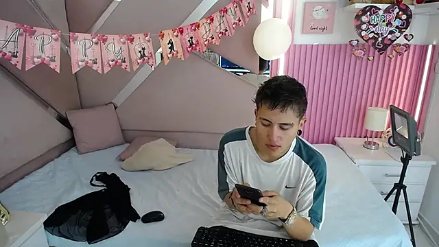 oblivionlove online show from 02-16-26, 12:45