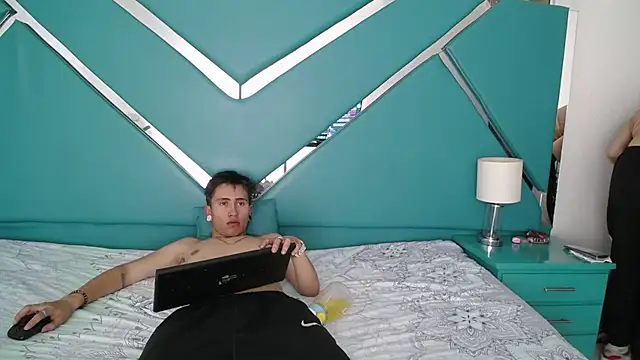 oblivionlove online show from 03-03-26, 01:50