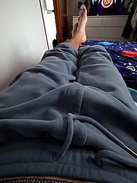 Foxbiker online show from 02-13-26, 01:29