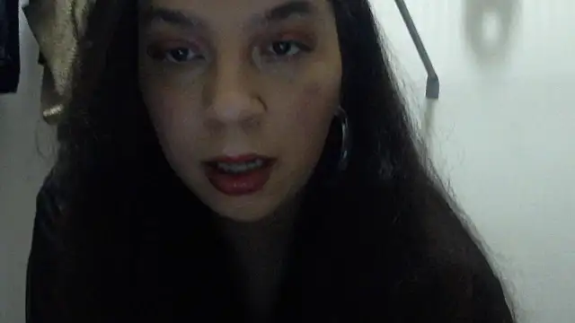 Snapshot of lotuzpetals chatting on 10-02-25, 08:10 lotuzpetals online show from 10-02-25, 08:10