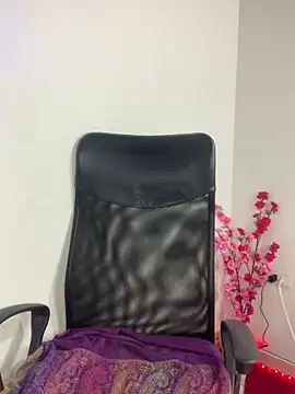 sweet-abbie online show from 10-04-25, 12:19