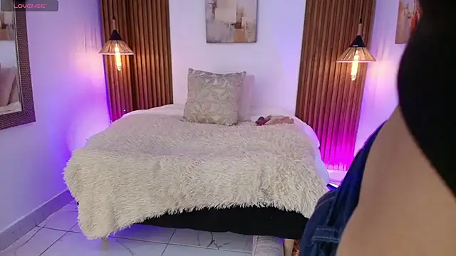 EvaGoddess  online show from 04-13-26, 04:45