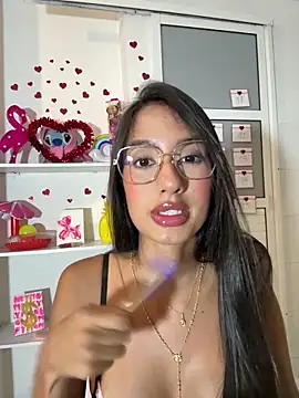 Julieta Duque online show from 02-08-26, 02:15