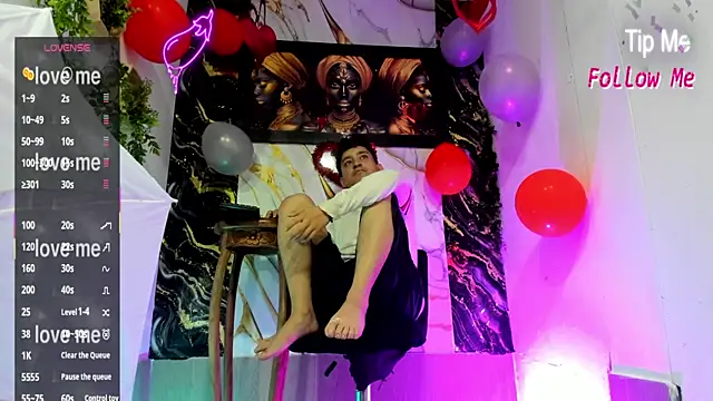 Snapshot of Amun_obsidian chatting on 02-15-26, 10:14 Amun obsidian online show from 02-15-26, 10:14