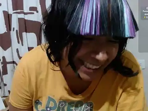 Snapshot of Acelinrose chatting on 04-21-26, 02:51 Acelinrose online show from 04-21-26, 02:51