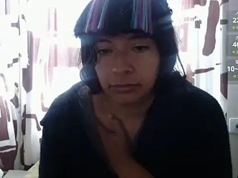 Snapshot of Acelinrose chatting on 04-27-26, 01:53 Acelinrose online show from 04-27-26, 01:53
