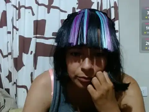 Snapshot of Acelinrose chatting on 05-24-26, 01:43 Acelinrose online show from 05-24-26, 01:43