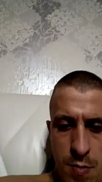 Adidas7217 online show from 11-17-25, 11:10