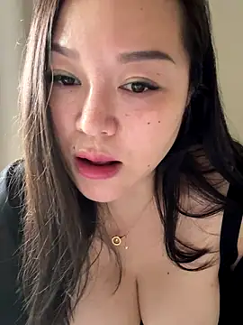 Snapshot of anran-Asia chatting on 09-23-25, 01:19 anran-Asia online show from 09-23-25, 01:19