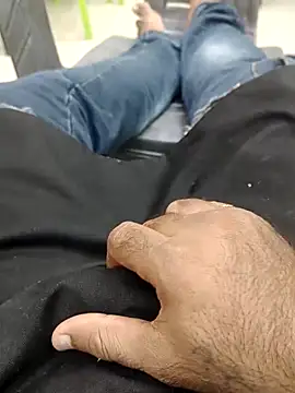 Snapshot of Shergillvicky69 chatting on 09-22-25, 05:26 Shergillvicky69 online show from 09-22-25, 05:26