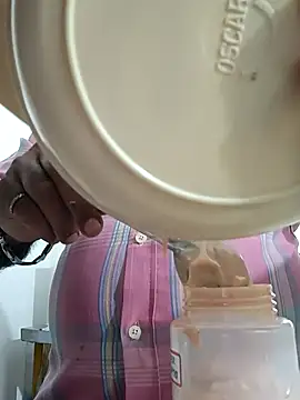 Snapshot of Shergillvicky69 chatting on 09-24-25, 07:23 Shergillvicky69 online show from 09-24-25, 07:23