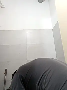 Snapshot of Shergillvicky69 chatting on 10-17-25, 10:18 Shergillvicky69 online show from 10-17-25, 10:18