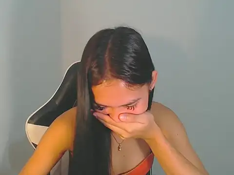 hugecock petite online show from 11-07-25, 05:24