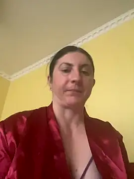 Snapshot of oksana1990 chatting on 12-02-25, 08:08 oksana1990 online show from 12-02-25, 08:08
