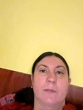 Snapshot of oksana1990 chatting on 12-03-25, 07:38 oksana1990 online show from 12-03-25, 07:38
