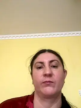 Snapshot of oksana1990 chatting on 12-04-25, 08:23 oksana1990 online show from 12-04-25, 08:23
