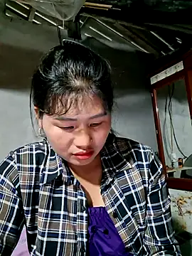 Snapshot of diamond-- chatting on 07-01-26, 01:56 diamond-- online show from 07-01-26, 01:56