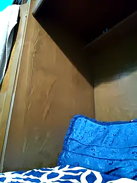 Carlos27hot online show from 11-18-25, 07:46