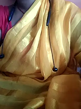 Suhanikapoor09 online show from 10-14-25, 05:41