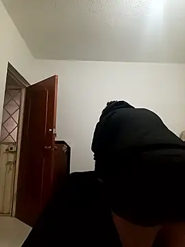 Snapshot of katalella_22hot chatting on 01-10-26, 12:07 katalella 22hot online show from 01-10-26, 12:07