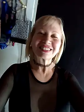 Snapshot of beautifulsexy69_2023 chatting on 09-23-25, 05:16 beautifulsexy69 2023 online show from 09-23-25, 05:16