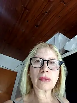 Snapshot of beautifulsexy69_2023 chatting on 09-27-25, 07:41 beautifulsexy69 2023 online show from 09-27-25, 07:41